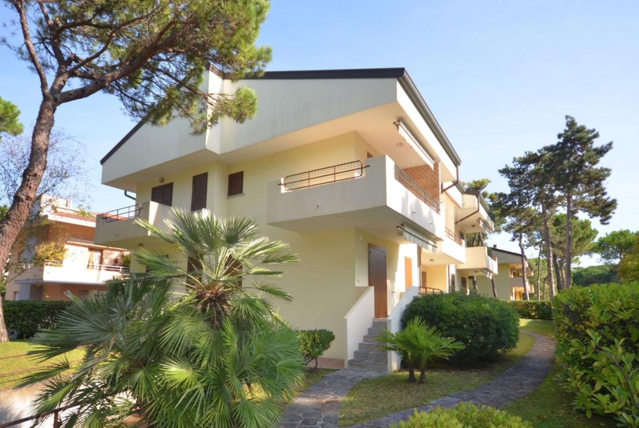 Appartamenti Dei Fiori Lignano Sabbiadoro Esterno foto